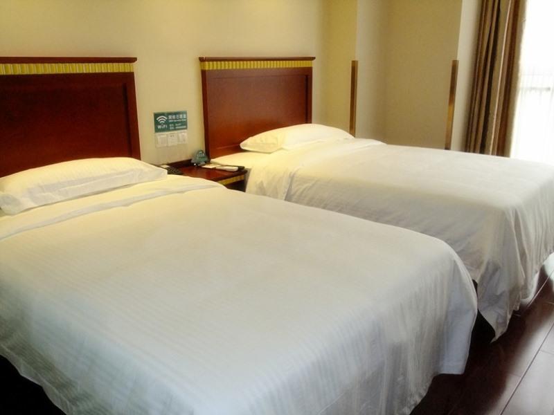 Greentree Inn Shandong Weihai Rushan Century Avenue Express Hotel Екстериор снимка