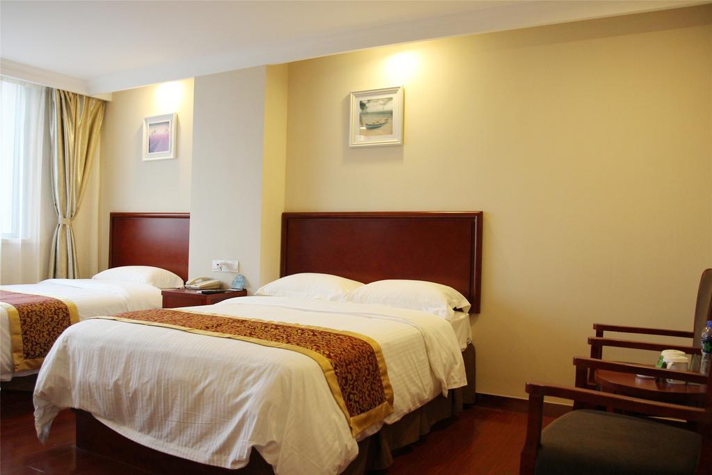 Greentree Inn Shandong Weihai Rushan Century Avenue Express Hotel Екстериор снимка